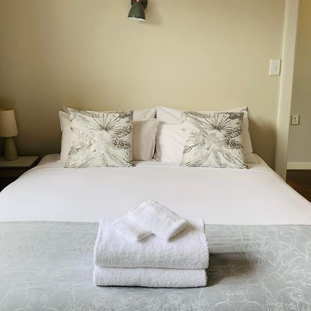 Uptown City Haven - Christchurch Townhouse Luaran gambar